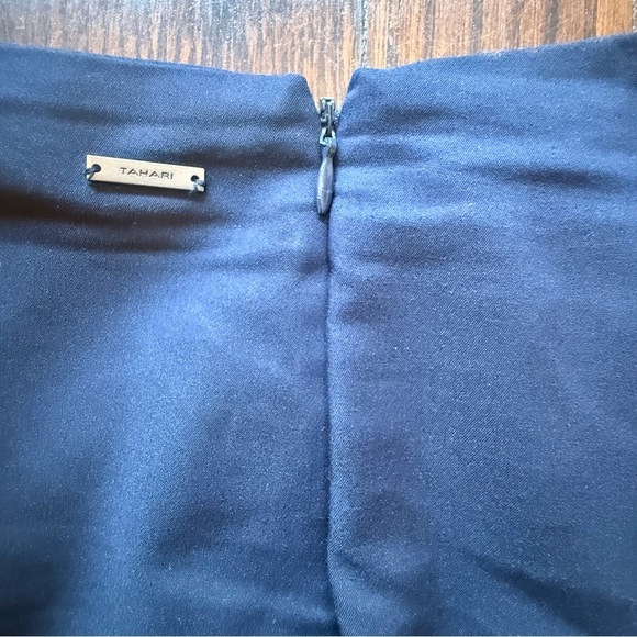 TAHARI Navy Blue Pants size 10 side zipper ankle straight leg - Picture 3 of 9